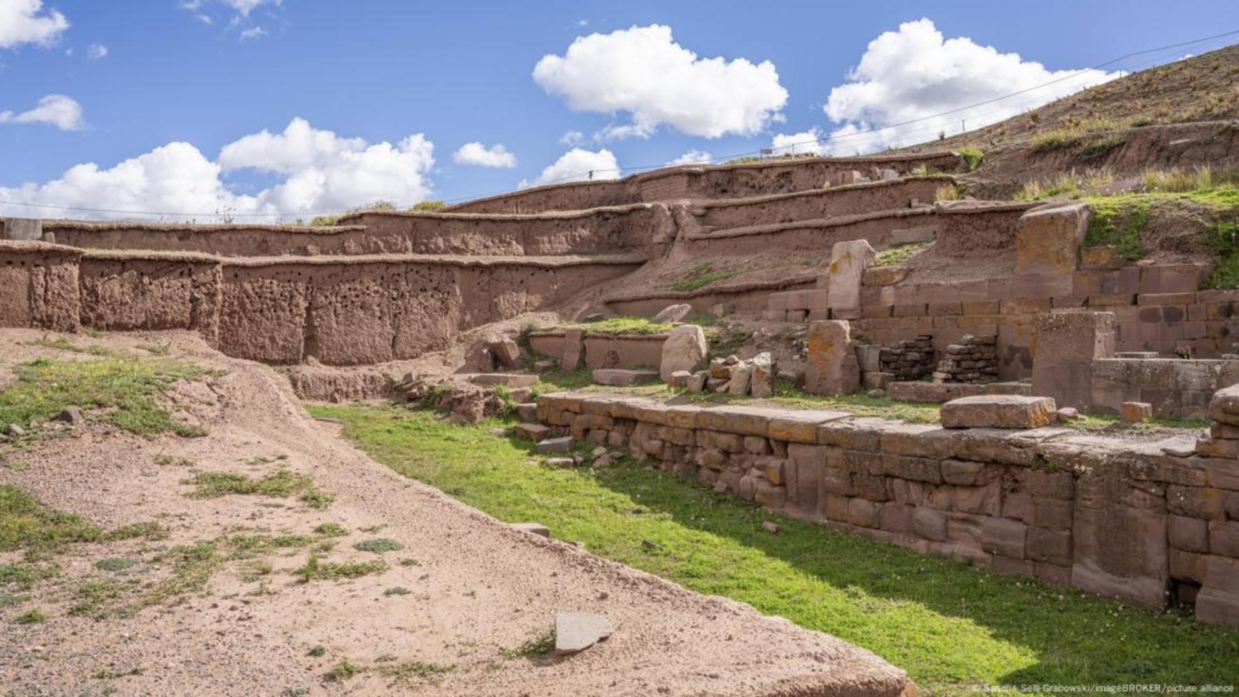 El templo había permanecido en el olvido debido a su intrincada ubicación. En la imagen, el yacimiento de Akapana, en el sitio arqueológico de Tiwanaku.