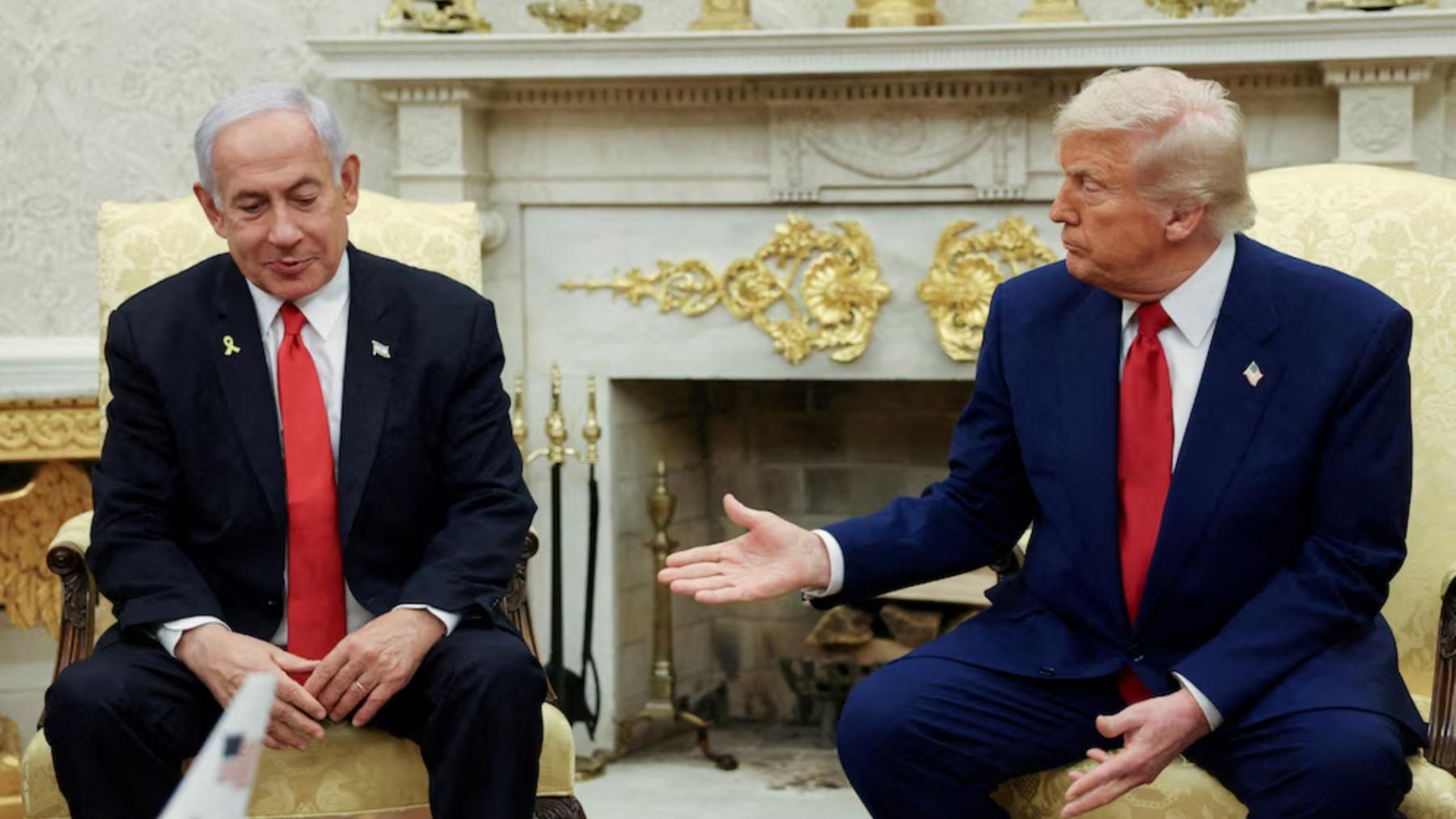 El primer ministro de Israel, Benjamin Netanyahu, y el presidente de EEUU, Donald Trump, en la Casa Blanca el 7 de abril de 2025